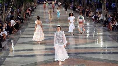 Pierwszy od 57 lat pokaz mody w Hawanie. Przyjechali m.in. Karl Lagelfeld i Tilda Swinton