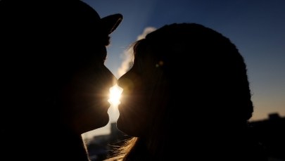 „Pierwszy raz” w coraz młodszym wieku