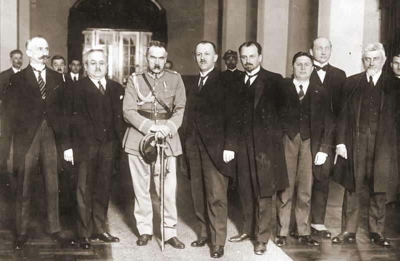 Pierwszy rząd Bartla został utworzony przez Piłsudskiego po zamachu majowym. Przetrwał zaledwie 3 tygodnie /Wikimedia Commons /domena publiczna