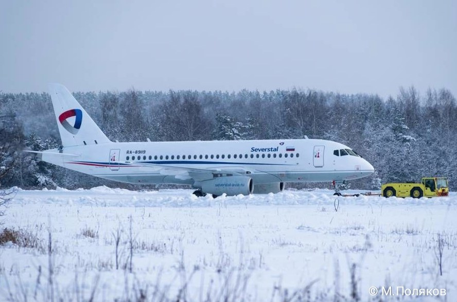 Pierwszy SSJ100 przeniesiony do Severstal Airlines /http://www.scac.ru/ru/ /