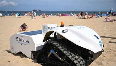 Pierwszy taki robot w Polsce. BeBot posprząta plażę