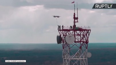 Pierwszy taki skok ze spadochronem na świecie