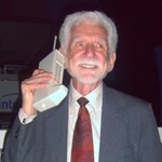 Pierwszy telefon komórkowy był ciężki jak cegła i nie miał 5G