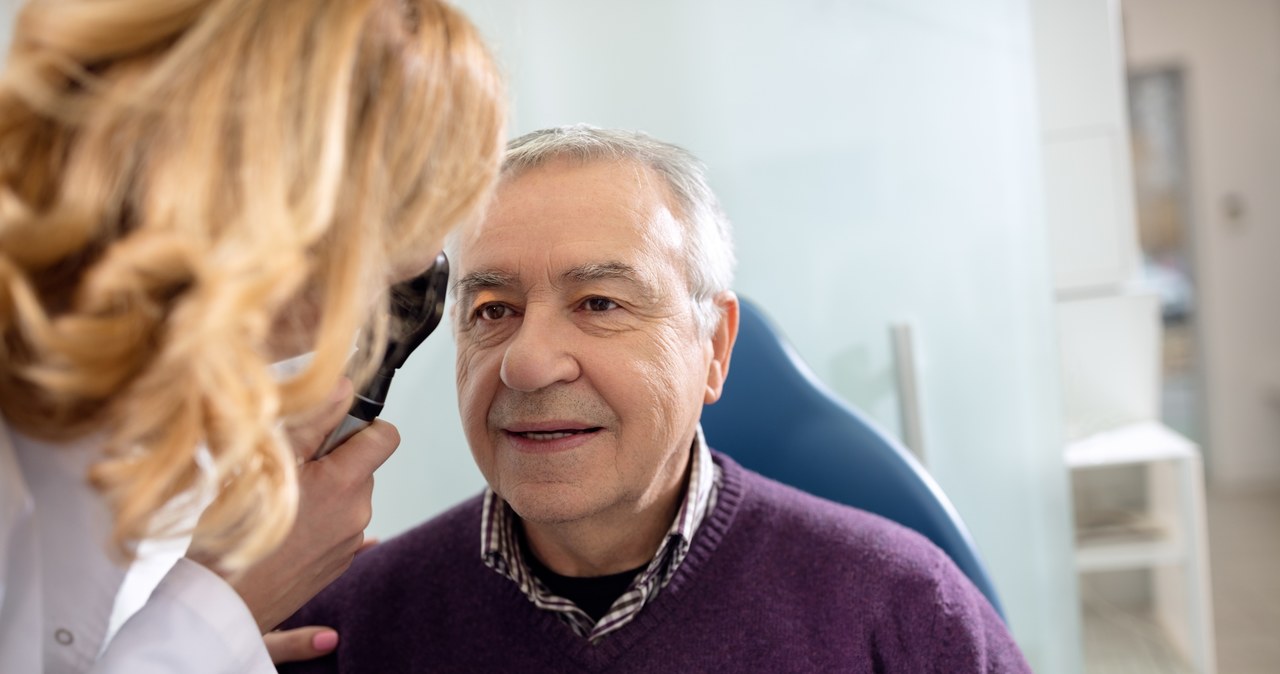 Pierwszym objawem choroby Alzheimera są problemy z pamięcią /123RF/PICSEL