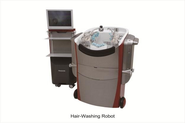 Pierwszymi klientami zainteresowanymi kupnem tego robota będą z pewnością salony fryzjerskie /materiały prasowe