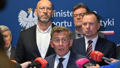 Piesiewicz wzywany do dymisji. Związki sportowe wydały oświadczenie