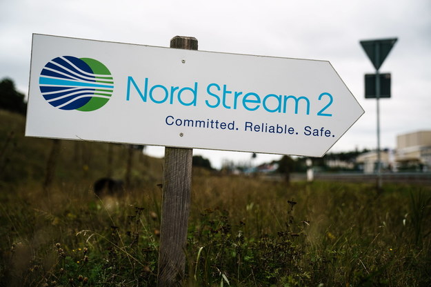 Pieskow przekonywał, że Nord Stream 2 wniesie "znaczący wkład w zapewnienie bezpieczeństwa energetycznego Europy" /Clemens Bilan /PAP/EPA