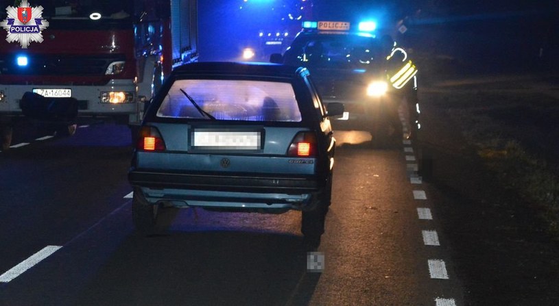 Pieszy po potrąceniu przez kierowcę Volkswagena wylądował w szpitalu /Policja