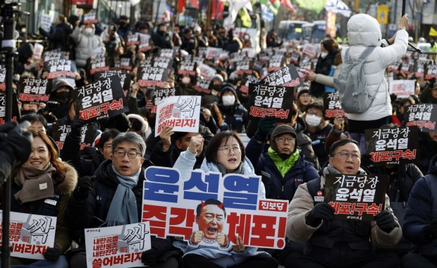 Pietrewicz o sytuacji w Korei Płd.: Ogromny chaos i niemoc polityczna