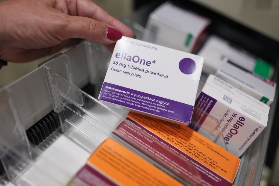 Pigułka antykoncepcji awaryjnej /Leszek Szymański /PAP