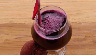 Pij codziennie, by wzmocnić odporność. Doskonały patent, by zakwas z buraków nie spleśniał 