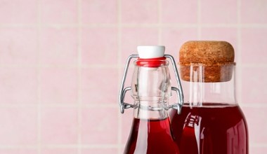 Pij codziennie dwie łyżki lub dodawaj do sałatek. Przestaniesz podjadać, cholesterol będzie idealny