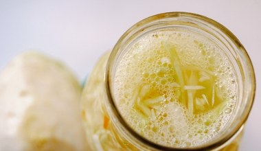 Pij codziennie, wzmocnisz odporność. Pomaga też na leniwe jelita, oczyszcza organizm i poprawia wygląd skóry  