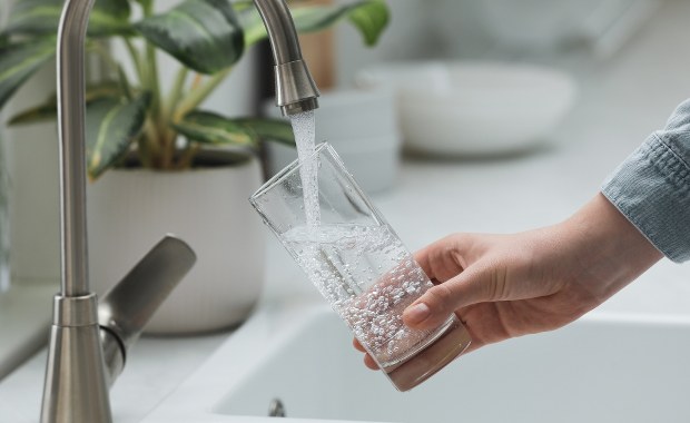 Pij kranówkę, ograniczaj plastik