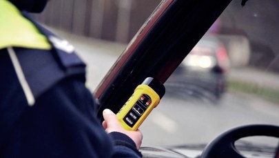 Pijana 73-latka jechała pod prąd. Niewiarygodne, ile miała promili