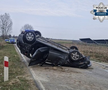 Pijana matka dachowała na Mazowszu. Miała 3 promile alkoholu w organizmie. NAGRANIE