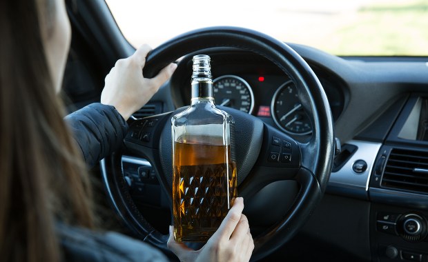 Pijana matka na S7. W samochodzie czworo dzieci