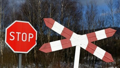 Pijani wjechali pod rozpędzone pendolino. Kierowca usłyszał zarzuty