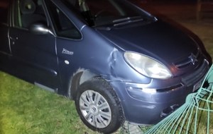 Pijany 54-latek wjechał w plac zabaw. Miał 2,5 promila