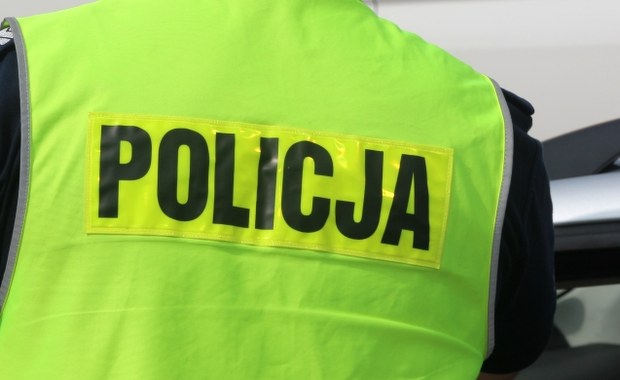 Pijany, bez prawa jazdy, spowodował kolizję i uciekł