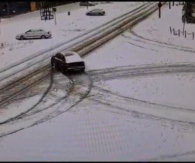 Pijany driftował swoim autem ulicami miasta i zderzył się z radiowozem 