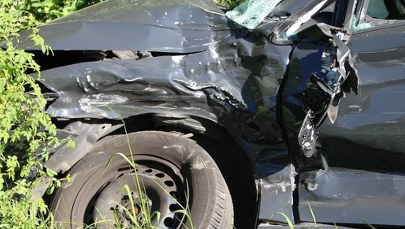 Pijany kierowca audi zderzył się z… pijanym kierowcą audi