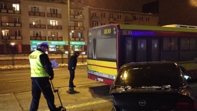 Pijany kierowca wjechał w przystanek