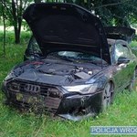 Pijany kierowca wypadł z drogi, doniosło na niego jego własne auto