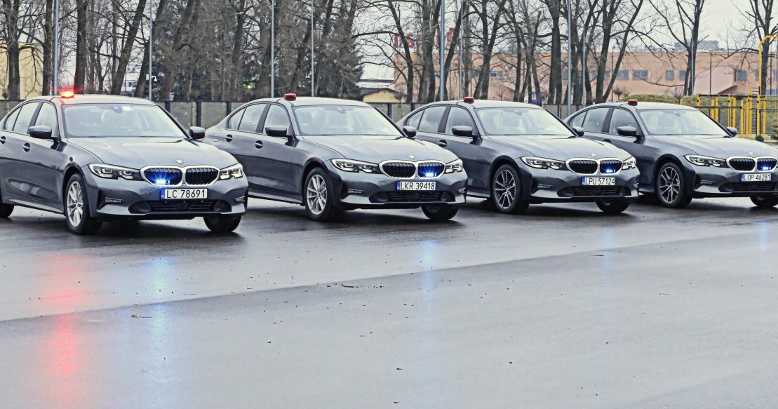 Pijany policjant drogówki skasował nieoznakowane BMW Grupy SPEED w Gorzowie Wielkopolskim /Policja