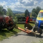 Pijany rolnik wjechał w drzewo i szopę. Rekordowy wynik na alkomacie