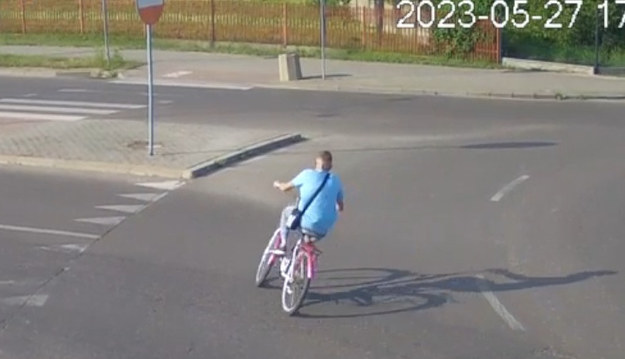 Pijany rowerzysta jechał "pod prąd" na rondzie /Lubelska Policja /Policja