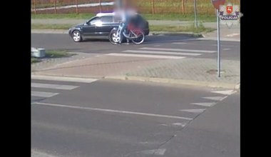 Pijany rowerzysta jechał pod prąd na rondzie