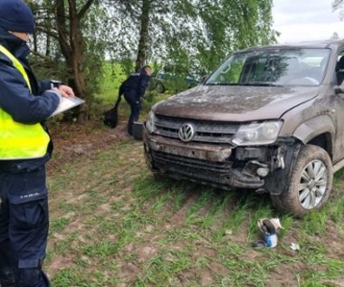 Pijany uciekał przed policją przez trzy powiaty. Padły strzały