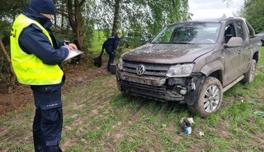 Pijany uciekał przed policją przez trzy powiaty. Padły strzały