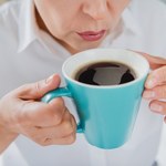 Pijesz kawę i chce ci się spać? Popularny błąd zaburza równowagę energetyczną