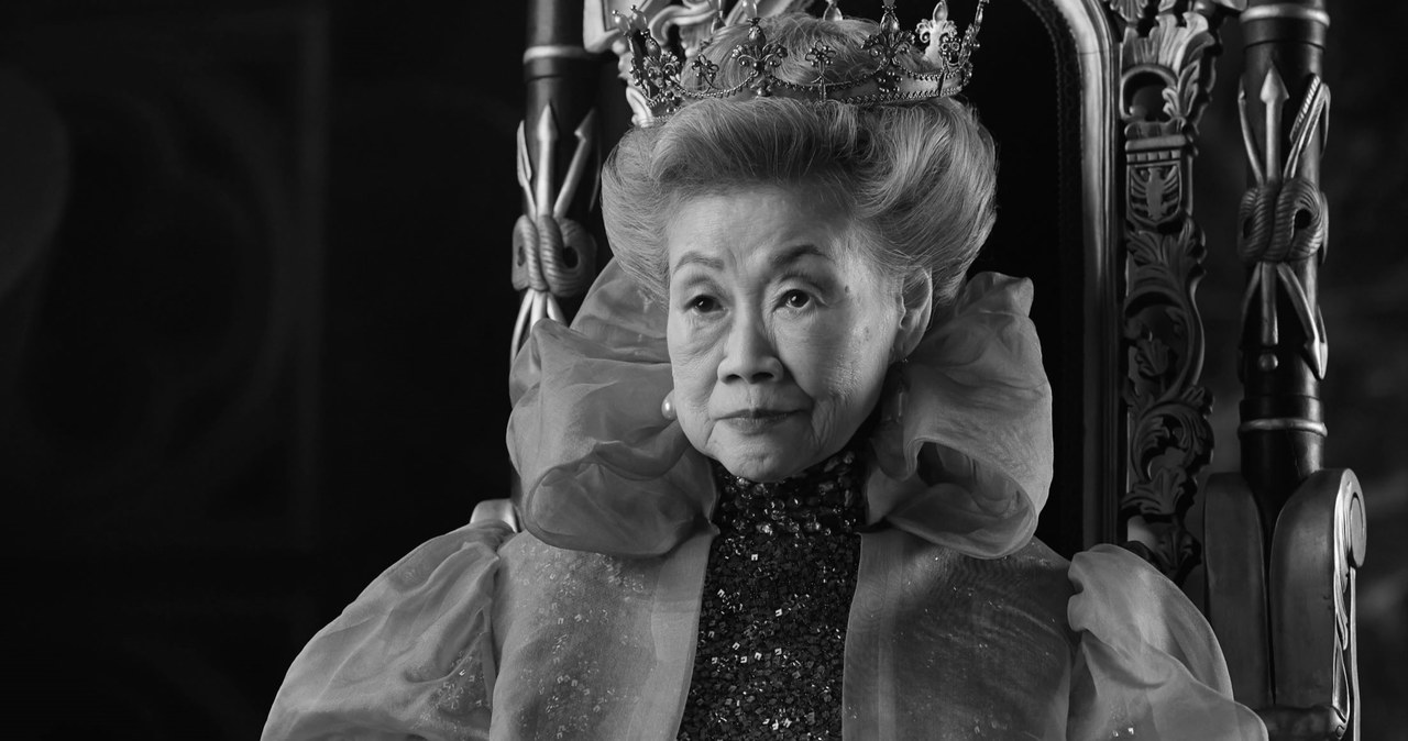 Pik-Sen Lim nie żyje. Aktorka miała 80 lat (kadr z serialu "Akademia Wampirów") /Jose Haro/Peacock via Getty Images /Getty Images