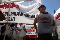 Pikieta "Solidarności" przed Pałacem Prezydenckim