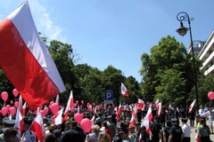 Pikieta celników przed Sejmem w Warszawie