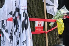 Pikieta KOD przed siedzibą Trybunału Konstytucyjnego