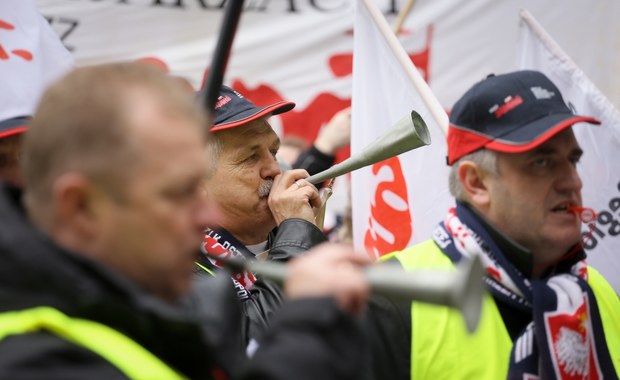 Pikieta kolejowych związkowców 