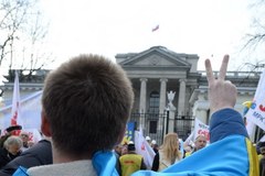 Pikieta przed ambasadą Rosji w Warszawie