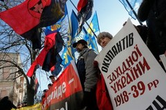 Pikiety polskich placówek dyplomatycznych na Ukrainie