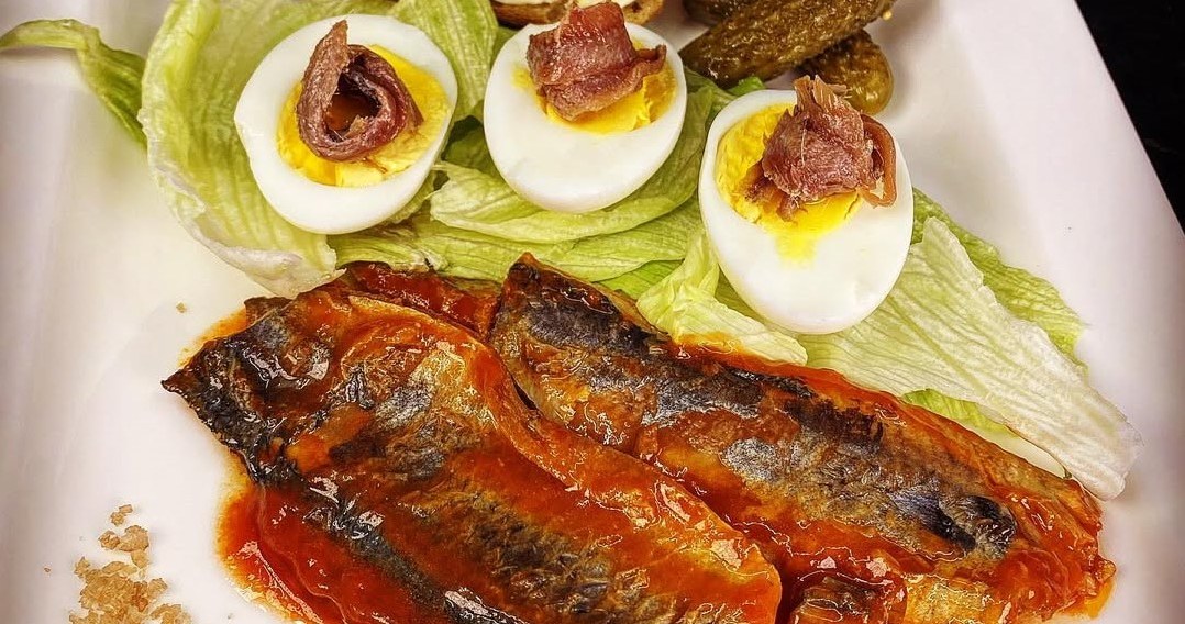 Піклінг можна додавати у салати з яйцем чи овочами /Domena publiczna