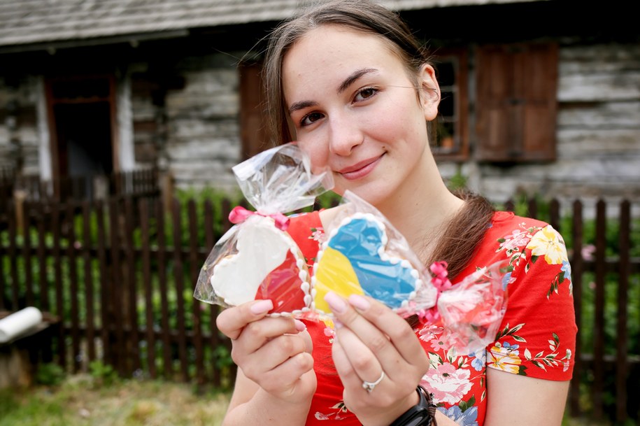 Piknik "Kolory życia. Festiwal wdzięczności" na terenie Górnośląskiego Parku Etnograficznego w Chorzowie /Zbigniew Meissner /PAP/EPA