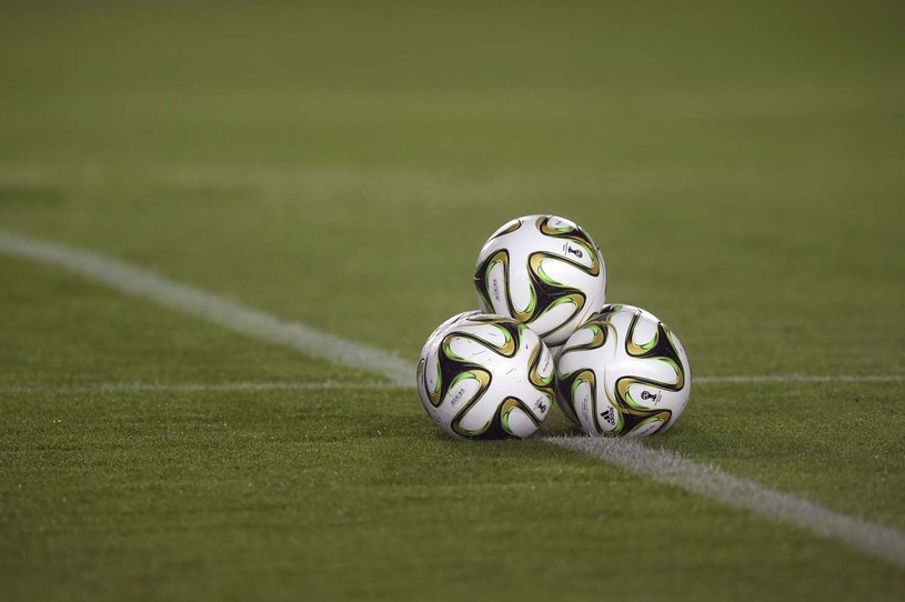 Piłka nożna wciąż boryka się z problemem korupcji /AFP
