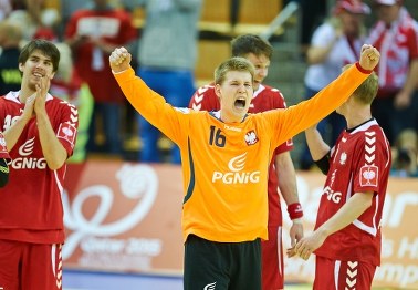 Piłka ręczna: Niesamowity mecz Polaków. Zdeklasowali wicemistrzów olimpijskich!