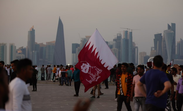 Piłkarscy fani w Katarze /ABIR SULTAN /PAP/EPA