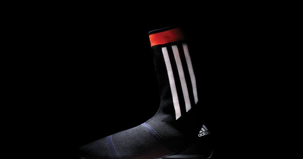Piłkarski but przyszłości. Prototypowy model Adidas Primeknit FS /materiały prasowe