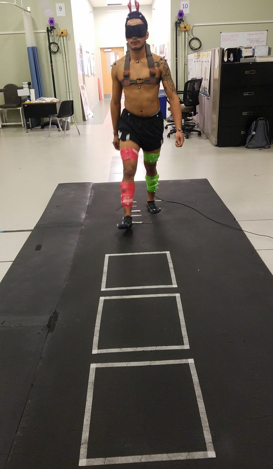 Piłkarz podczas eksperymentu na UD /University of Delaware /Materiały prasowe