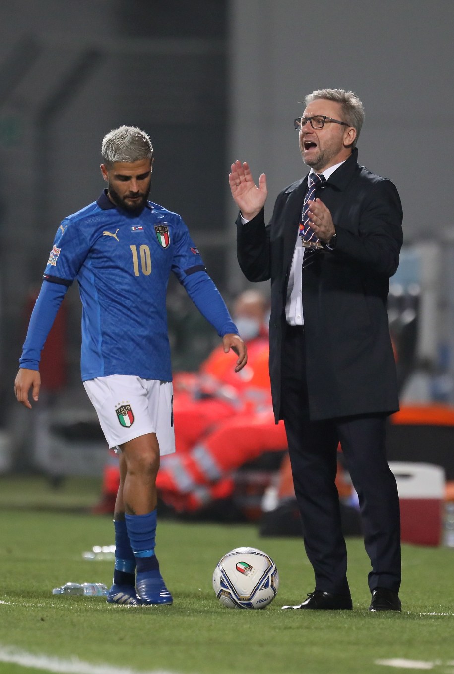 Piłkarz reprezentacji Włoch Lorenzo Insigne i trener reprezentacji Polski Jerzy Brzęczek / 	Leszek Szymański    /PAP